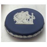 WEDGWOOD NEOCLASSICAL LIDDED OVAL TRINKET BOX,