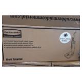 Rubbermaid 12" Standard Manual Height Vaccum