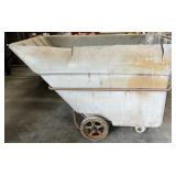 NO SHIPPING: rolling plastic dump cart,