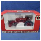 NIB Farmall 350 #33 Loader