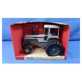 NIB White 185 Tractor 1:16 Scale