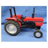 Case International 695 Tractor