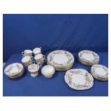 43 pcs Staffordshire (England) Fine Bone China