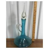 Gorgeous blue glass decanter w/ stopper *stopper