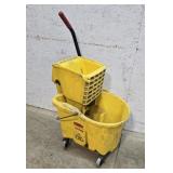 Mop bucket