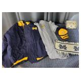 I2 5Pc Jacket U of M Polo Pillow case