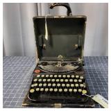 S3 Typewriter Remington Portable