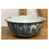 Graniteware bowl