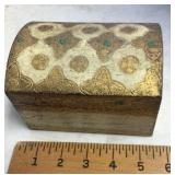 Small trinket box