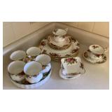 Clean up lot of Old Country Roses china