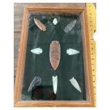 Framed arrowhead points