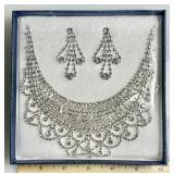 NEW Rhinestone necklace and earrings set