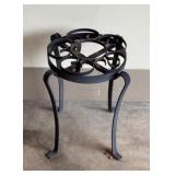 Metal plant stand