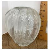 Art glass vase with swirls