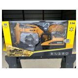 Hulna 1:14 Die Cast Remote Control 15 Channel Excavator - NIB