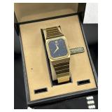 Vintage gold toned Seiko Quartz wrist watch in box