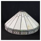 Arts and crafts stile stained glass lamp shade