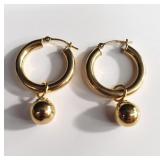 18k Gold hoop earrings