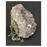 Amethyst quartz specimen