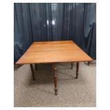 Antique Drop Leaf Dinning Table