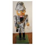 Limited Edition Military Nutcracker - #6035/22124