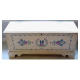 Painted Blanket Box by Lane 22x48x17