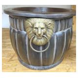 Oval Composite Planter w / Lion Heads