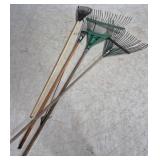 4 Garden Rakes