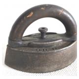 Antique Griswold Iron 7.5 x 5.5 x 3.5