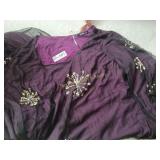 Ladies Purple top with gold snowflakes 3X