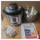 Instant Pot w/Accessories