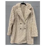 Womenï¿½s Cozy Coat