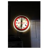 Williamsons advertising clock >>