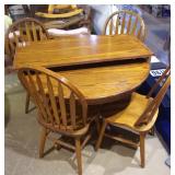 round dining table with leaf and 4 chairs