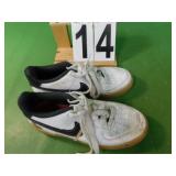 Nike Air Size 6Y