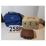 Blue Bag ~ Samsonite Train Case ~  Small Leather