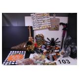 Box w/ Fall/Halloween Decor ~ Cornucopia ~