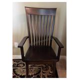 SOLID WOOD DINING ROOM CHAIR With ARMS  Seat