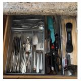 Drawer of Kitchen Knives & Flatware