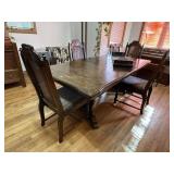 Dining table, chairs (4) includes extra leaf,