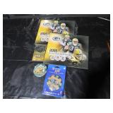 Packers pins, medallion books