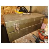 Vintage 20 in metal tool box with tools