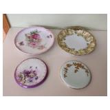 4 antique vintage hand-painted plates and trivets