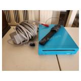 Wii gaming console, motion bar and power cord,