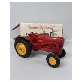 1:16 Massey-Harris 101 Tractor , Rubber Tires