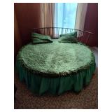 Round Bed