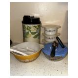 Pyrex Daisy Set, Mixing Bowls. Flour Dispenser