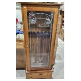 Gun Cabinet holds 6 - 50" Long Guns w/ Keys