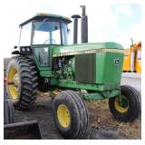 John Deere 4440 Tractor w/Cab