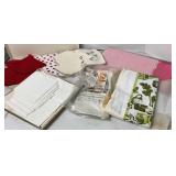 Vtg Placemats & Napkins (nib)